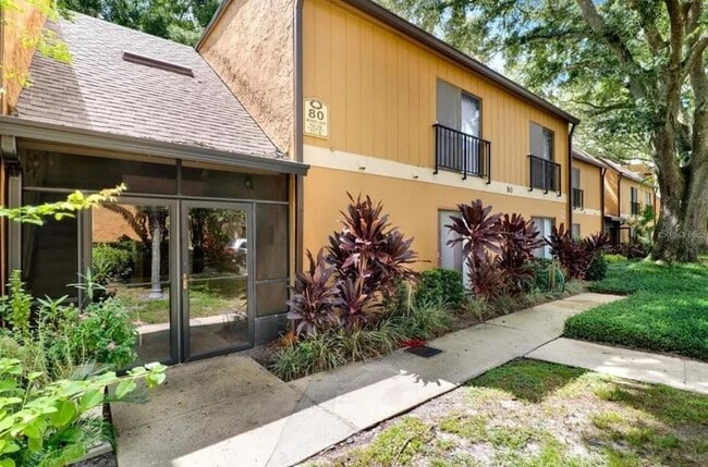 Building Photo - 80 Moree Loop Unit 9