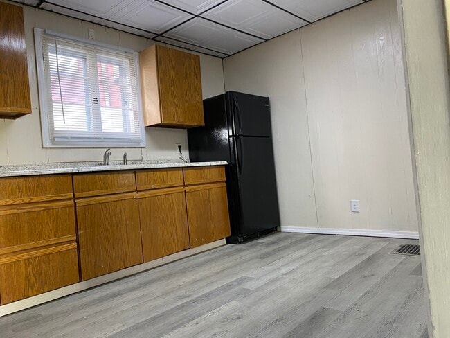 127 Selye Terrace Unidad 1 Down stairs