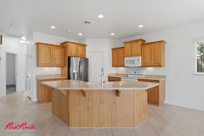 Photo - Gorgeous 3 Bedroom Home in SunRiver 55+ Community!