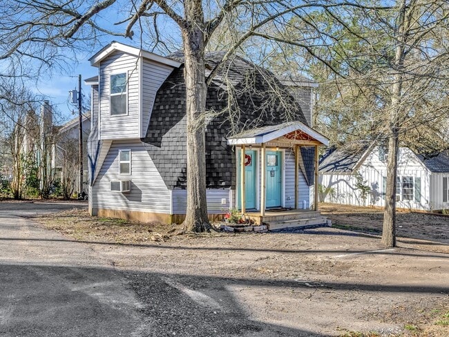 006_Exterior - The Domes Unit 102