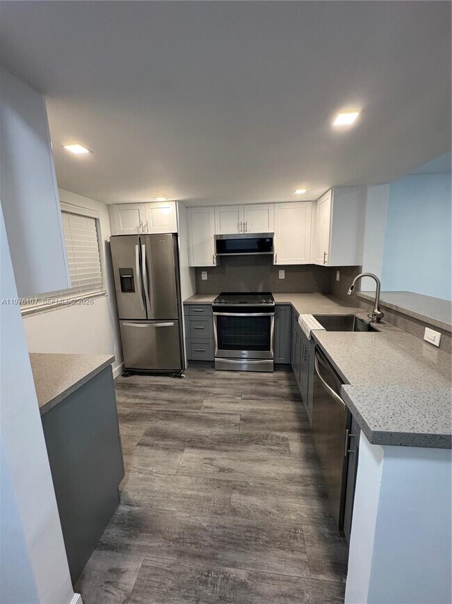 Photo - 4000 NE 170th St Unit 206
