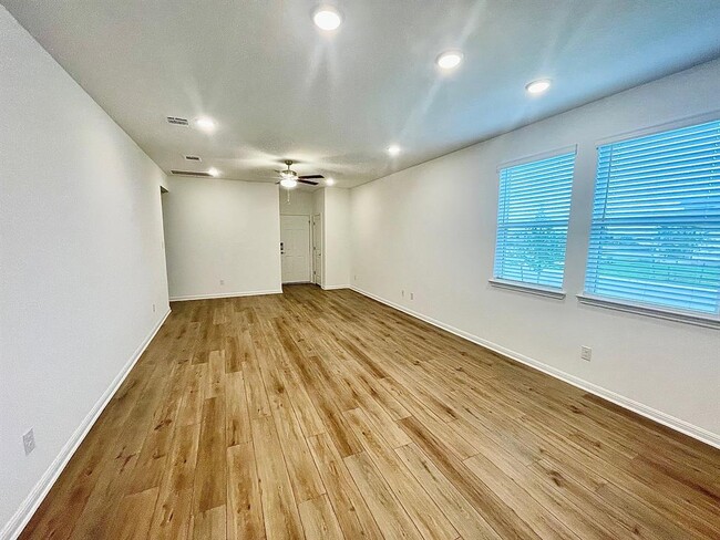 Photo - 1018 Vanderscile Rd