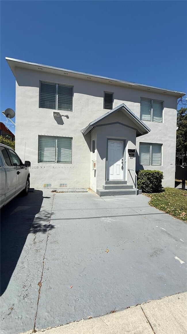 Photo - 534 SW 6th Ct Unidad 1