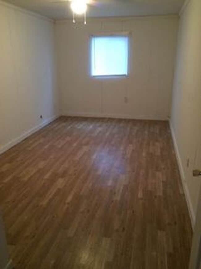 Photo - Spacious 4 bed 2 bath House in Church Hill