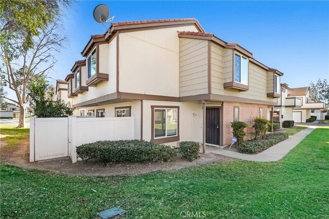 Building Photo - 1211 S Palmetto Ave Unit A