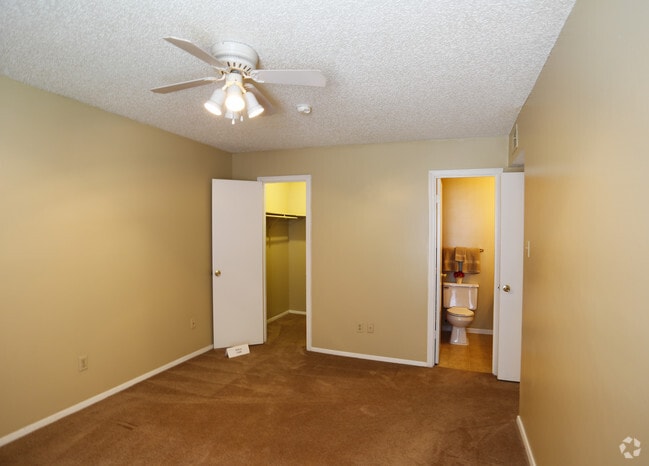 Photo - Bartlett Crossing