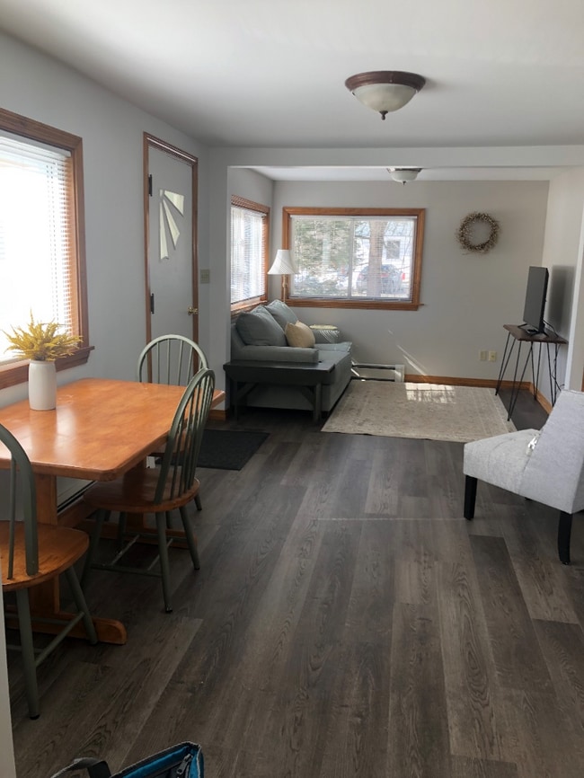 Photo - 1424 Sabattus St