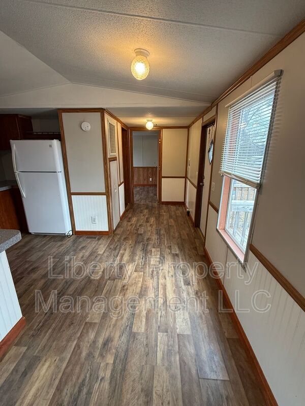 Photo - 29 Hillside Ln