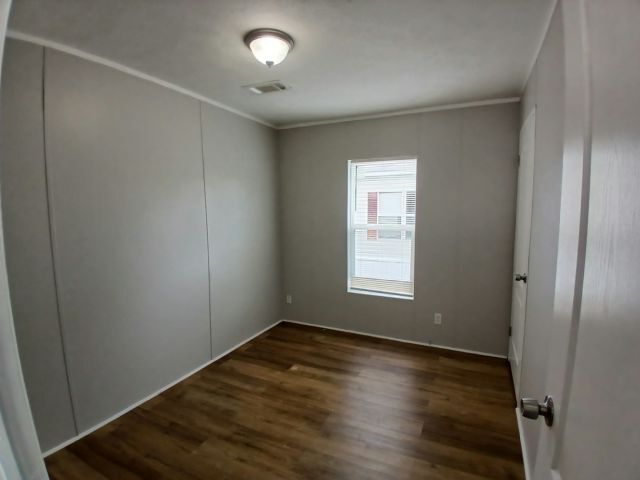 Photo - 1400 Banana Rd