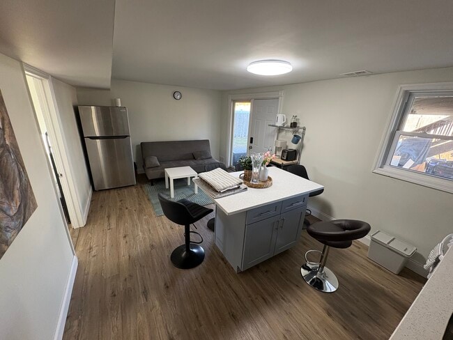 Building Photo - 35 Holiday Park Dr Unit 1