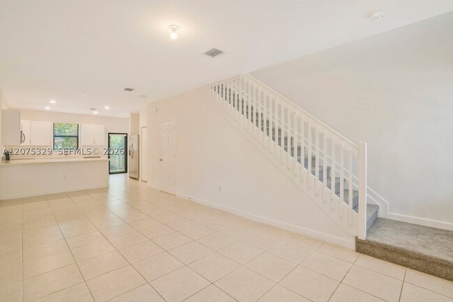 1636 SW 29th St