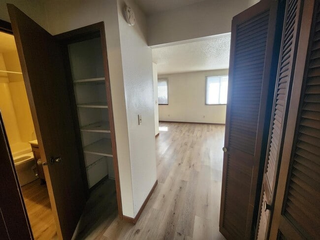 Photo - 922 Boston Way Unidad B5