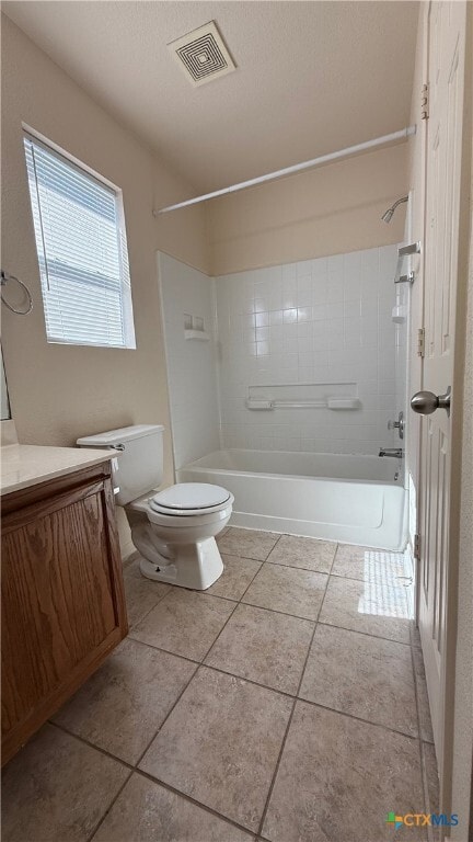 Photo - 2400 Price Dr