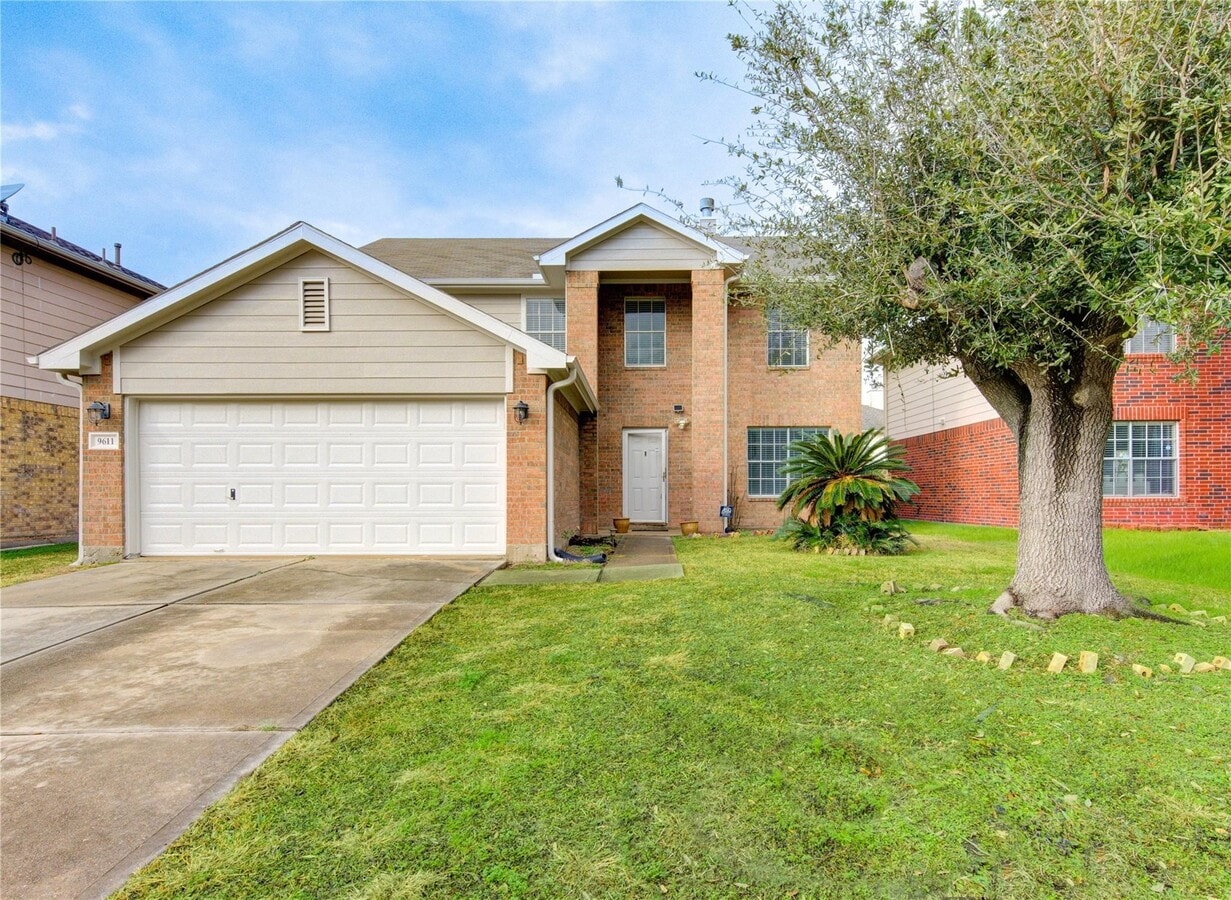 Photo - 9611 Lasbury Dr