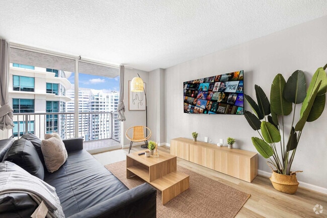 Building Photo - 1200 Brickell Bay Dr Rental