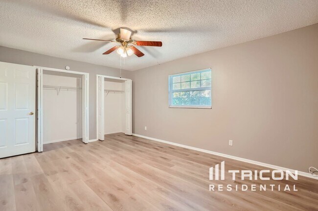 Photo - 2641 Gleneagles Dr