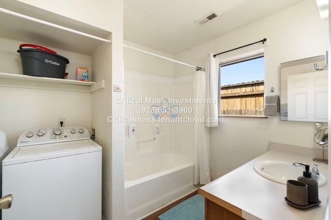 Photo - 733 N Humbolt St Unit D