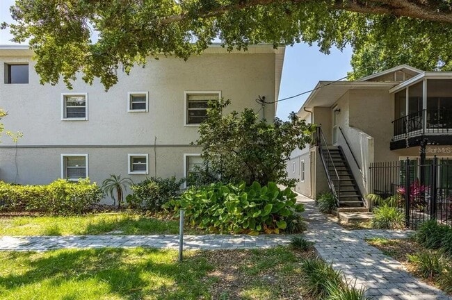 Photo - 1011 S Moody Ave Unit 12