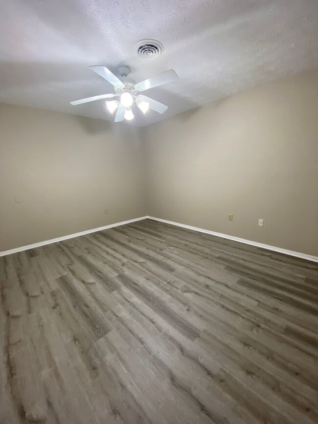 Photo - 1605/1607 Cedar Shoals Dr Unit 1607