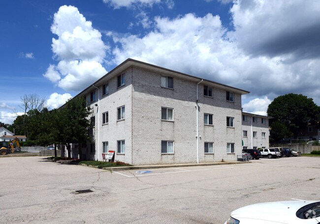 Apartments For Rent In 02911 North Providence Ri Forrent Com