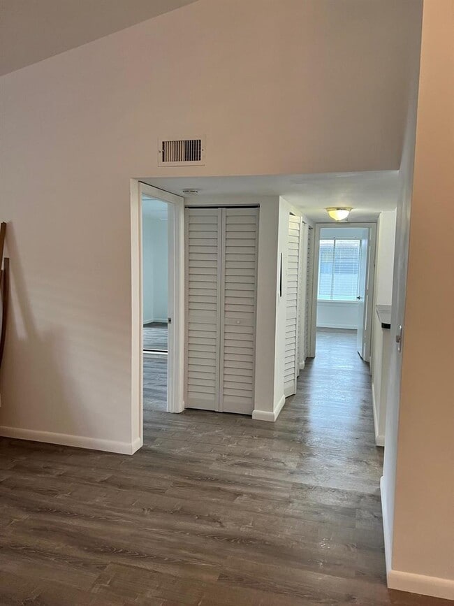 Photo - 6342 Chasewood Dr Unit E