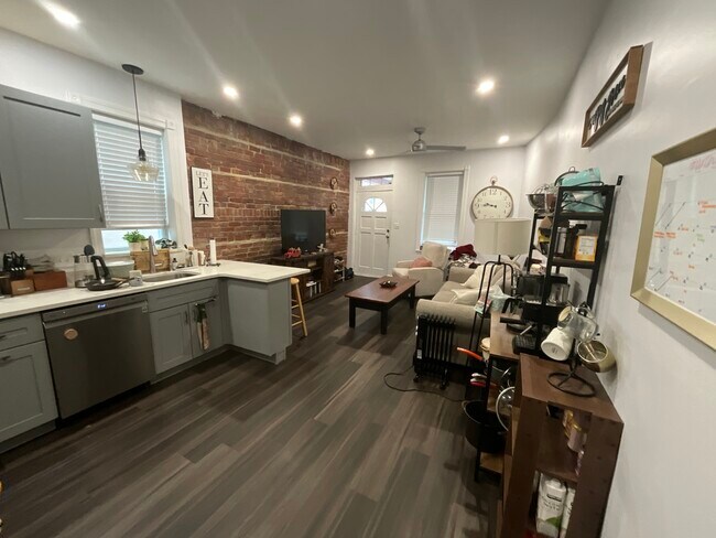 Photo - 314 Laurel St Apartamentos Unidad #1