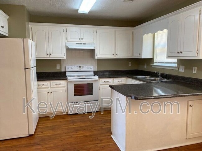 Photo - 3612 Pebble Creek Dr