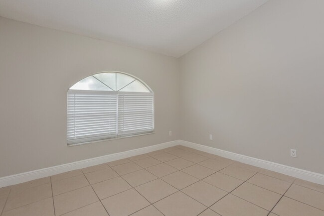 Photo - 5176 Heatherstone Ct