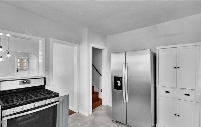 Photo - 1815 Holly Rd
