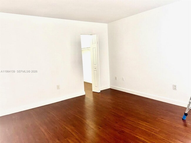 Photo - 10700 SW 108th Ave Unit C209