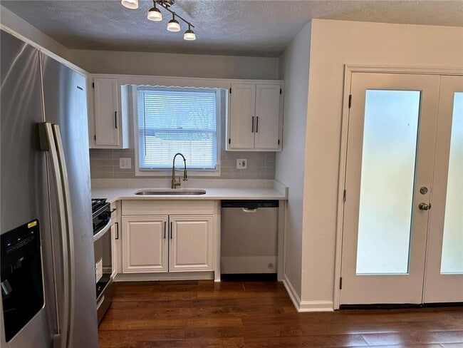 Photo - 2293 Wellington Cir