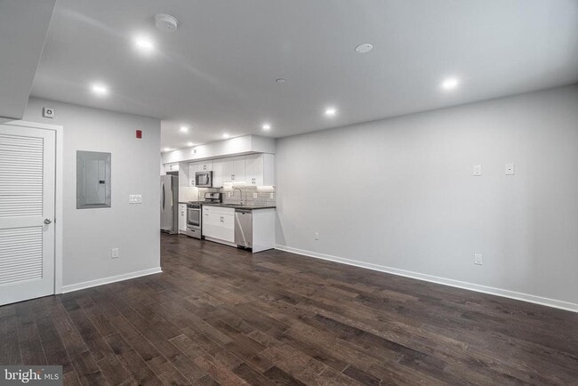 Building Photo - 752 S 8th St Unit 2