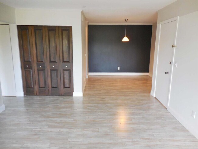 2116 Pauline Blvd Unidad 302