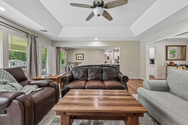 Photo - 822 Chatsworth Dr Unit SI ID1526865P