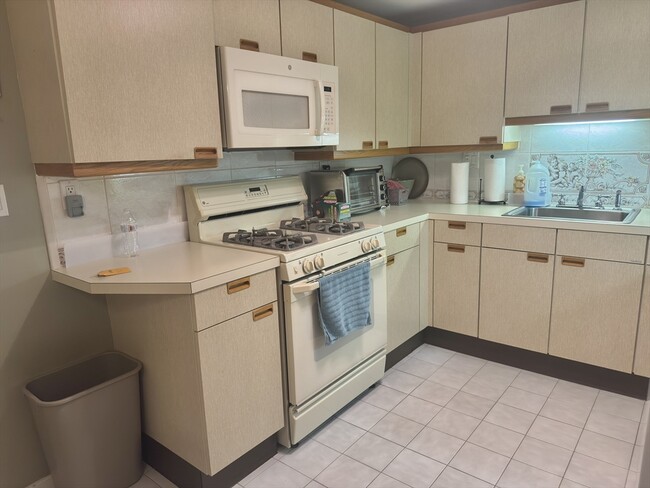 Photo - 282 Place Ln Unit 282