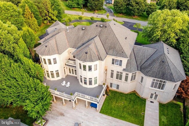 Photo - 860 Nicholas Run Dr