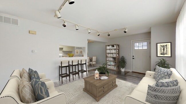 Photo - 368 Farmingdale Cir