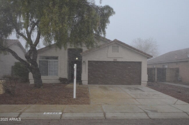 Building Photo - 1608 S 82nd Dr Rental