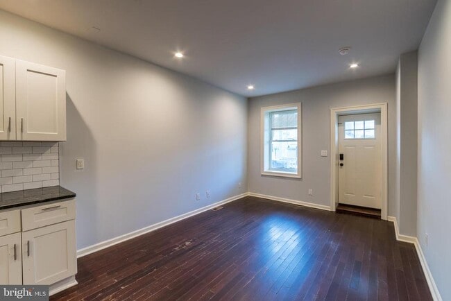 Photo - 723 S 56th St Unit 1