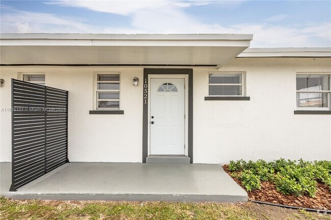Building Photo - 10521 SW 184th St Unit 10521 Rental
