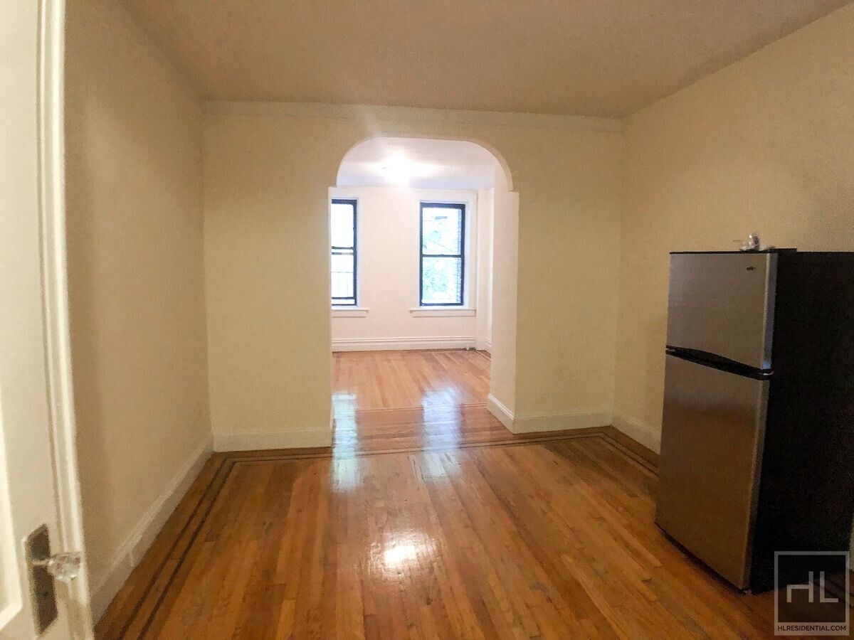 Photo - EAST 58 STREET Unit A3