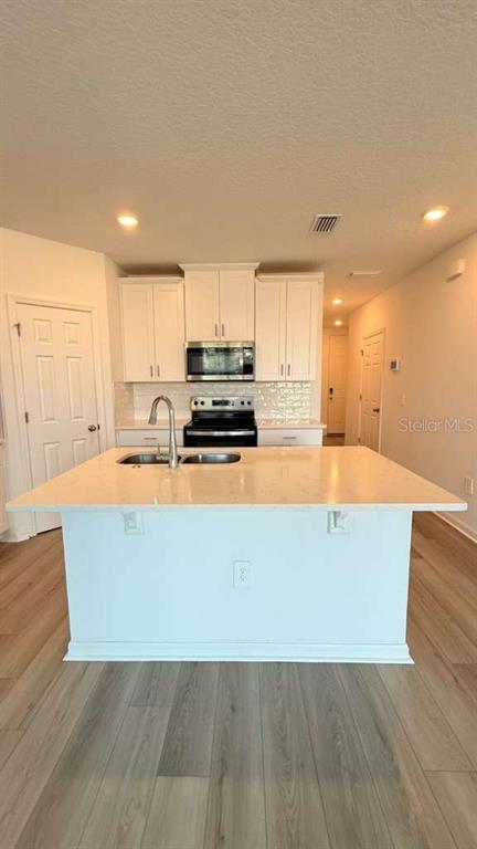 Building Photo - 16440 Happy Eagle Dr