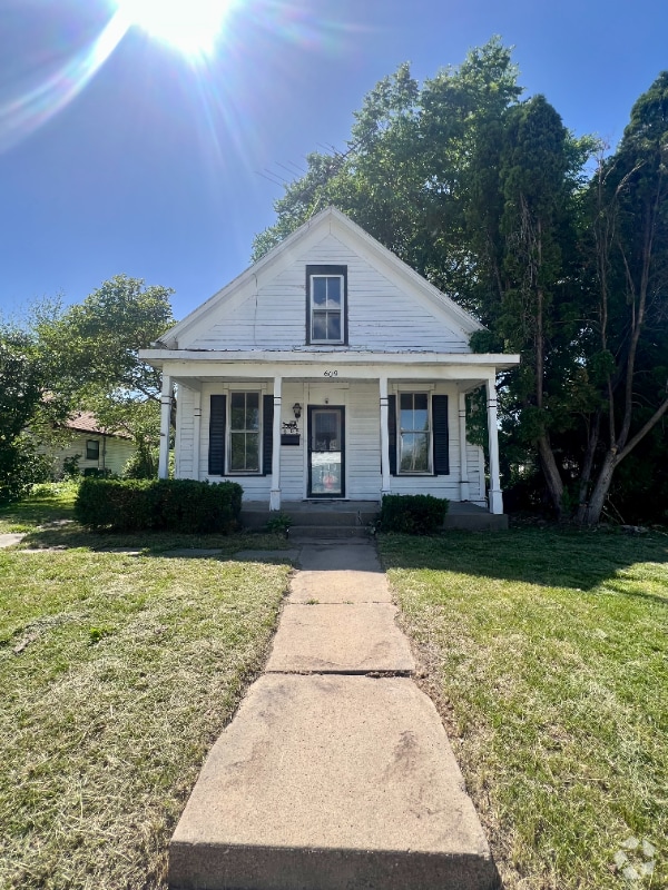 Building Photo - 609 N Garfield Ave Rental