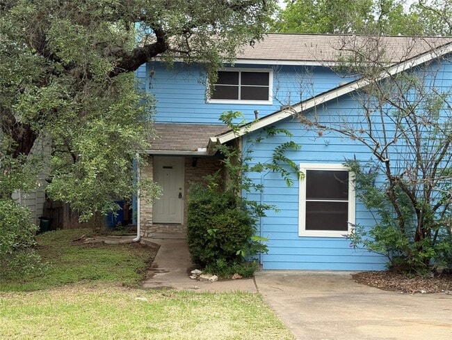 Building Photo - 716 Ramble Ln