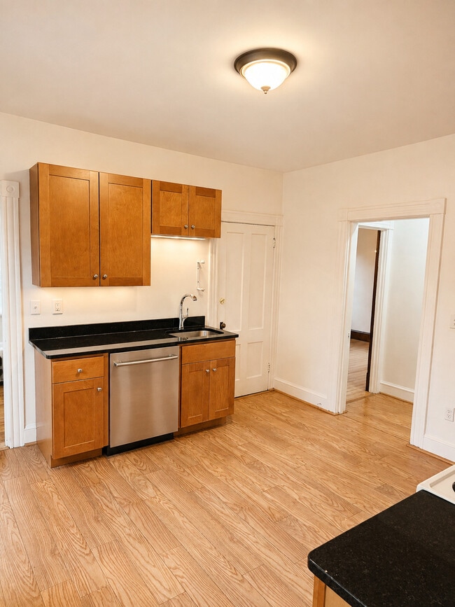 Beacon -Kitchen - 33-35 Rowe Ave