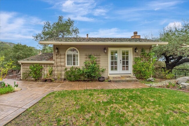 Photo - 16101 Matilija Dr