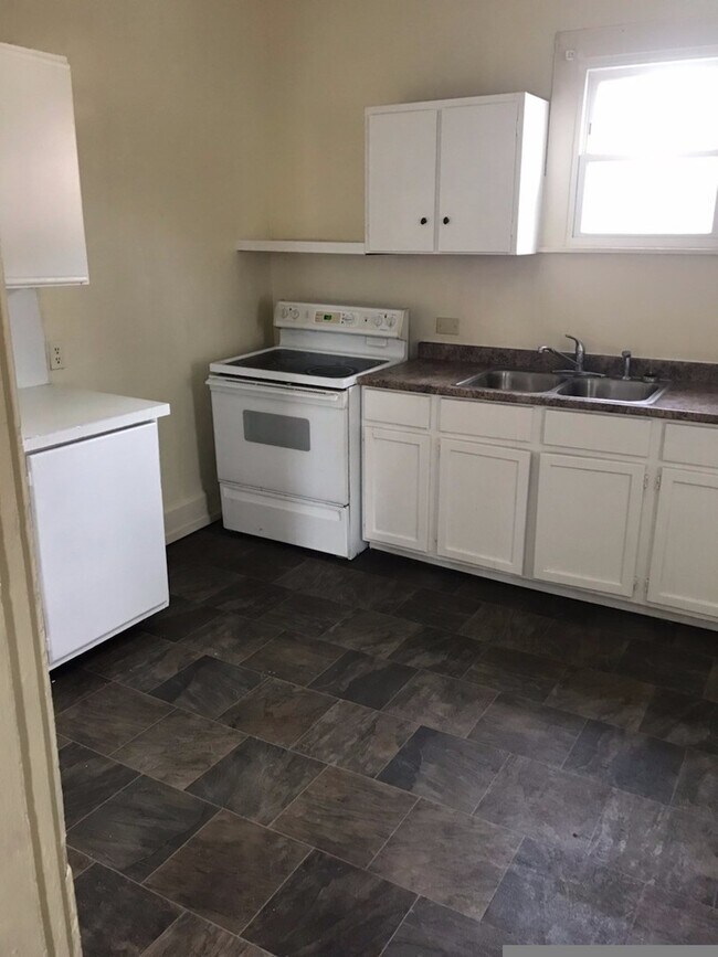 Photo - 2 bedrooms 1 bath