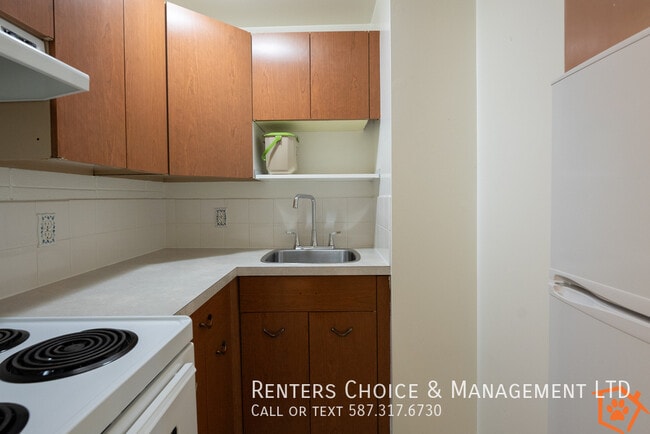 Photo - Quiet 1 Bedroom Unit, Onsite Laundry, Secured Entry