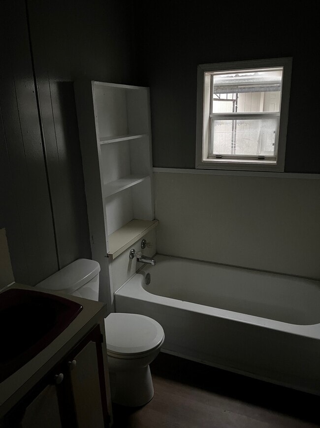 Photo - 710 Reed Ave Unidad B