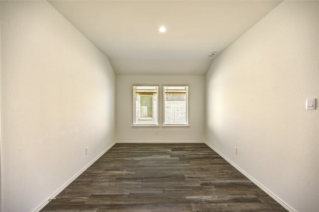 Building Photo - 5406 Castlebury Meadows Dr